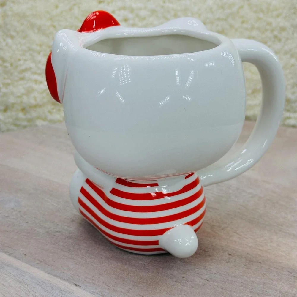 Hello Kitty 3D Full Body Mug 20oz Red LOVE Valentine's Cup NEW - Picture 7 of 15
